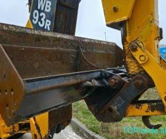 Komatsu WB 93R s TP a ŠPZ - 2