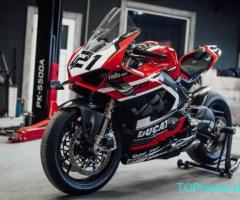 DUCATI PANIGALE V4S - 11